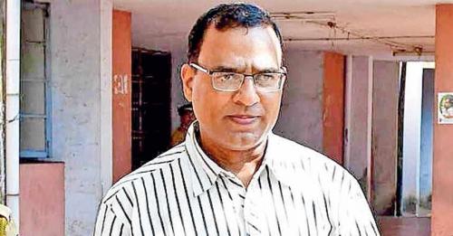 കൊട്ടിയൂര് പീഡന കേസ്: സുപ്രീംകോടതി പ്രതിയുടെയും ഇരയുടെയും ഹര്ജി തള്ളി കൊട്ടിയൂര് പീഡന കേസ്: സുപ്രീംകോടതി പ്രതിയുടെയും ഇരയുടെയും ഹര്ജി തള്ളി