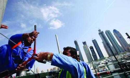 സൗ­ദി­യിൽ തൊ­ഴി­ലാ­ളി­കൾ­ക്ക് ലെ­വി­ അടക്കാൻ ആറ്­ മാ­സം കൂ­ടി­ സാ­വകാ­ശം