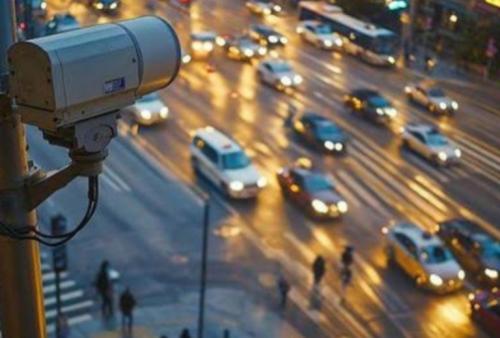 500 സ്മാർട്ട് ക്യാമറകൾ സ്ഥാപിക്കുന്ന പദ്ധതിയുടെ പരീക്ഷണ ഘട്ടം ബഹ്റൈനിൽ ആരംഭിച്ചു