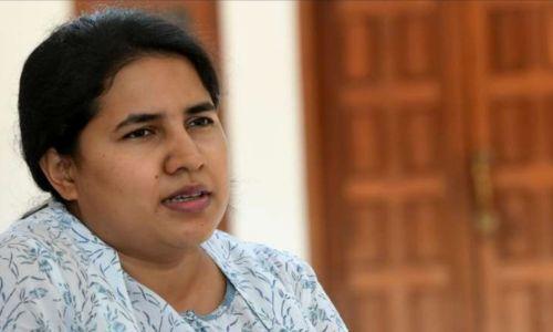 വീണ വിജയന് സ്വകാര്യ കമ്പനിയിൽ നിന്ന് മാസപ്പടി; സി.എം.ആർ.എൽ നൽകിയത് 1.72 കോടി വീണ വിജയന് സ്വകാര്യ കമ്പനിയിൽ നിന്ന് മാസപ്പടി; സി.എം.ആർ.എൽ നൽകിയത് 1.72 കോടി
