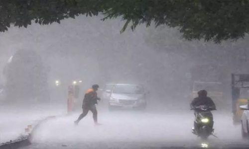 ഇനി പെരുമഴക്കാലം; വടക്കന് ജില്ലകളില് അതിതീവ്ര മഴയ്ക്ക് സാധ്യത ഇനി പെരുമഴക്കാലം; വടക്കന് ജില്ലകളില് അതിതീവ്ര മഴയ്ക്ക് സാധ്യത