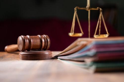 ഉടമയറിയാതെ വാഹനം വ്യാജരേഖ ചമച്ച് വിറ്റു: ബഹ്റൈനിൽ വിദേശി വിചാരണ നേരിടുന്നു