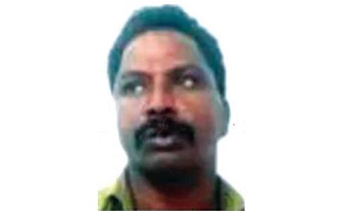 വി­ദ്യാ­ർ­ത്ഥി­നി­യെ­  തട്ടി­ക്കൊ­ണ്ടു­പോ­കാൻ ശ്രമം