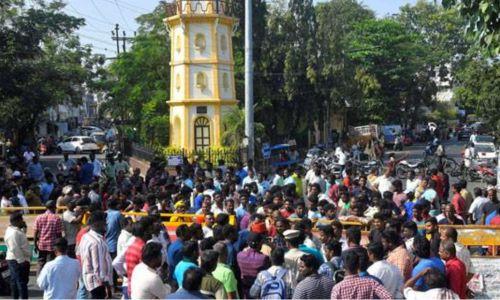 ഒമ്പത് വയസുകാരിയുടെ മൃതദേഹം അഴുക്കുചാലിൽ; രണ്ട് പേർ അറസ്റ്റിൽ