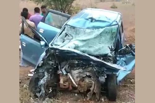 കോയന്പത്തൂരിൽ വാഹനാപകടം: മലയാളിയടക്കം അഞ്ചു പേർ മരിച്ചു       