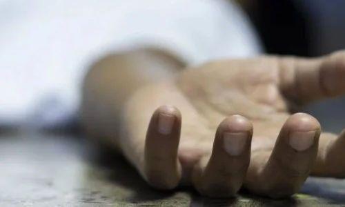 സി.ബി.ഐ ചോദ്യം ചെയ്യാൻ വിളിപ്പിച്ച ഇ.ഡി ഉദ്യോഗസ്ഥൻ റെയിൽവേ ട്രാക്കിൽ മരിച്ചനിലയിൽ സി.ബി.ഐ ചോദ്യം ചെയ്യാൻ വിളിപ്പിച്ച ഇ.ഡി ഉദ്യോഗസ്ഥൻ റെയിൽവേ ട്രാക്കിൽ മരിച്ചനിലയിൽ