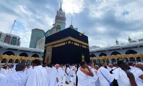 ഇഡി വാഹനം തകർത്ത സംഭവം: പ്രതികളെ പിടികൂടാൻ പൊലീസ്, വഴിമുടക്കി സിപിഎം നേതാക്കൾ