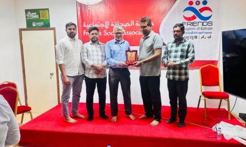 ഖാലിദ് ചോലയിലിന് ഫ്രന്ഡ്സ് സോഷ്യല് അസോസിയേഷന് യാത്രയയപ്പ് നല്കി ഖാലിദ് ചോലയിലിന് ഫ്രന്ഡ്സ് സോഷ്യല് അസോസിയേഷന് യാത്രയയപ്പ് നല്കി