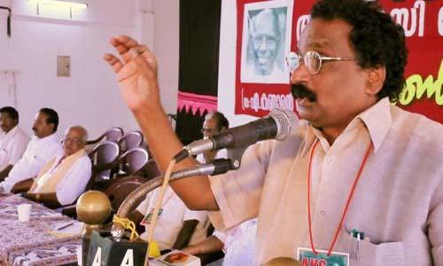 തീയേറ്ററുകളിൽ ദേശീയഗാന: കോടതി വിധി നടപ്പാക്കുമെന്ന് മന്ത്രി തീയേറ്ററുകളിൽ ദേശീയഗാന: കോടതി വിധി നടപ്പാക്കുമെന്ന് മന്ത്രി