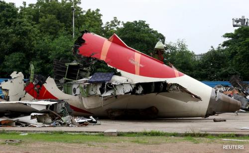 അഹമ്മദാബാദ് വിമാന അപകടത്തിൽ പൈലറ്റുമാരെ കുറ്റപ്പെടുത്താൻ കഴിയില്ലെന്ന് സുപ്രീംകോടതി