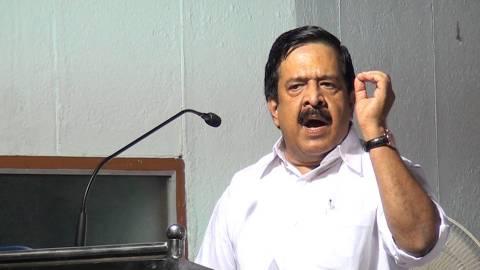 ശബരിമല സ്ത്രീപ്രവേശനം: പുനഃപരിശോധനാ ഹര്‍ജി നല്‍കണമെന്ന് പ്രതിപക്ഷ നേതാവ് 