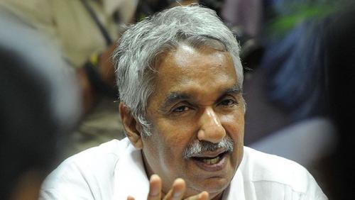 കണ്ണൂർ വിമാനത്താവളം ഉദ്ഘാടനം ചെയ്യേണ്ടിയിരുന്നത് രണ്ട് വർഷം മുൻപേ: ഉമ്മൻചാണ്ടി