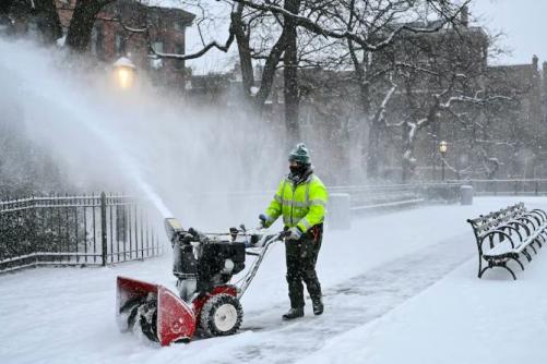 അമേരിക്കയിൽ അതിശൈത്യം : 11 മരണം; 23 സംസ്ഥാനങ്ങളിൽ അടിയന്തരാവസ്ഥ