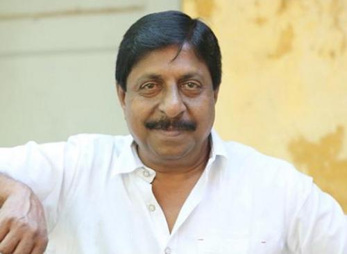 നടൻ ശ്രീനിവാസൻ ആശുപത്രിയിൽ‍ 
