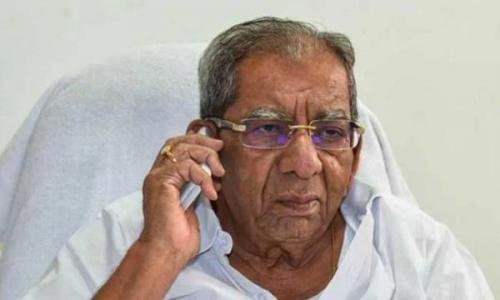 ദാവൻഗെരെ സൗത്ത് മണ്ഡലത്തിൽ കോൺഗ്രസ്സിന്റെ 92 വയസുകാരനായ ശിവശങ്കരപ്പ മുന്നേറുന്നു ദാവൻഗെരെ സൗത്ത് മണ്ഡലത്തിൽ കോൺഗ്രസ്സിന്റെ 92 വയസുകാരനായ ശിവശങ്കരപ്പ മുന്നേറുന്നു
