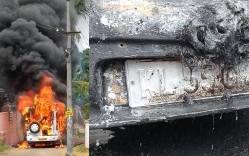 തൃശ്ശൂരിൽ കല്യാണ ഓട്ടത്തിനിടെ ട്രാവലറിന് തീപിടിച്ചു തൃശ്ശൂരിൽ കല്യാണ ഓട്ടത്തിനിടെ ട്രാവലറിന് തീപിടിച്ചു