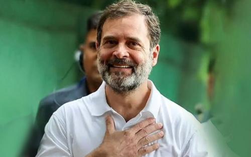 വി.ഡി. സവർക്കർക്കെതിരായ പരാമർശം: രാഹുൽ ഗാന്ധിക്കെതിരായ കേസ് സുപ്രീം കോടതി റദ്ദാക്കി