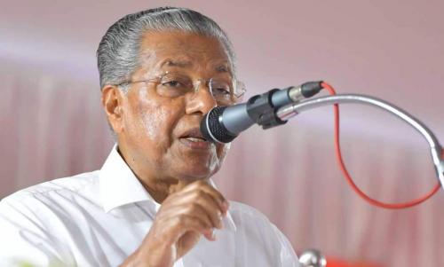 ജനങ്ങള് ദയ ചോദിച്ചു വരുന്നവരല്ല: കേരളത്തില് നിന്നും അതിദാരിദ്ര്യം നിര്മ്മാര്ജനം ചെയ്യുമെന്ന് മുഖ്യമന്ത്രി ജനങ്ങള് ദയ ചോദിച്ചു വരുന്നവരല്ല: കേരളത്തില് നിന്നും അതിദാരിദ്ര്യം നിര്മ്മാര്ജനം ചെയ്യുമെന്ന് മുഖ്യമന്ത്രി