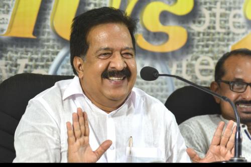 ജലീലിന്റെ രാജി നിൽക്കകള്ളിയില്ലാതായപ്പോഴെന്ന് രമേശ് ചെന്നിത്തല ജലീലിന്റെ രാജി നിൽക്കകള്ളിയില്ലാതായപ്പോഴെന്ന് രമേശ് ചെന്നിത്തല