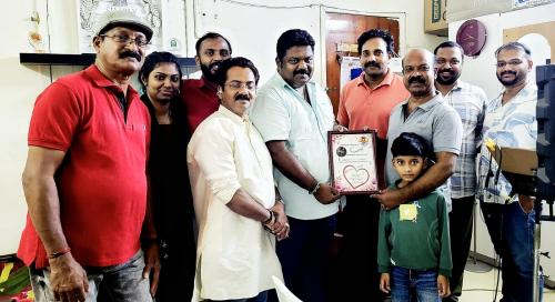 സാമൂഹ്യ-കലാപ്രവർത്തകൻ ദീപക് തണലിന് യാത്രയയപ്പ് നൽകി