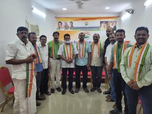 ഒഐസിസി കൊല്ലം ജില്ലാ കമ്മറ്റി-വില്യം ജോൺ പ്രസിഡന്റ്, നാസർ തൊടിയൂർ ജനറൽ സെക്രട്ടറി ഒഐസിസി കൊല്ലം ജില്ലാ കമ്മറ്റി-വില്യം ജോൺ പ്രസിഡന്റ്, നാസർ തൊടിയൂർ ജനറൽ സെക്രട്ടറി
