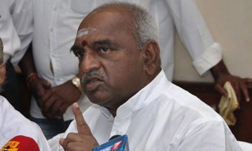 കേ­ന്ദ്ര സഹമന്ത്രി പൊൻ രാ­ധാ­കൃ­ഷ്ണൻ കൊ­ച്ചി­ കപ്പൽ­ ശാ­ല സന്ദർ‍­ശിച്ചു