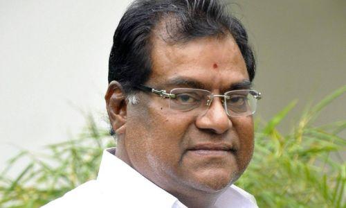തെലുങ്ക് നടനും ബിജെപി മുൻ എംഎൽഎയുമായ കോട്ട ശ്രീനിവാസ റാവു അന്തരിച്ചു തെലുങ്ക് നടനും ബിജെപി മുൻ എംഎൽഎയുമായ കോട്ട ശ്രീനിവാസ റാവു അന്തരിച്ചു