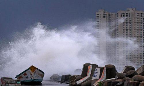 മിഷോങ് ചുഴലിക്കാറ്റ്; പ്രളയത്തിൽ മുങ്ങി ചെന്നൈ മിഷോങ് ചുഴലിക്കാറ്റ്; പ്രളയത്തിൽ മുങ്ങി ചെന്നൈ