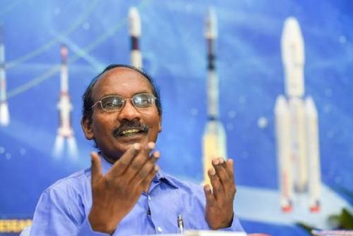 ഐഎസ്ആർഒ ചെയർമാന്റെ മകന് ചട്ടങ്ങൾ മറികടന്ന് ജോലി നൽകിയതായി ആരോപണം ഐഎസ്ആർഒ ചെയർമാന്റെ മകന് ചട്ടങ്ങൾ മറികടന്ന് ജോലി നൽകിയതായി ആരോപണം