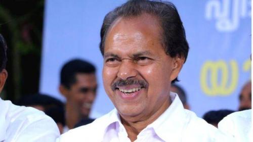 പി.ടി തോമസിന് അന്ത്യാഞ്ജലി അർപ്പിക്കാൻ ആയിരങ്ങൾ പി.ടി തോമസിന് അന്ത്യാഞ്ജലി അർപ്പിക്കാൻ ആയിരങ്ങൾ
