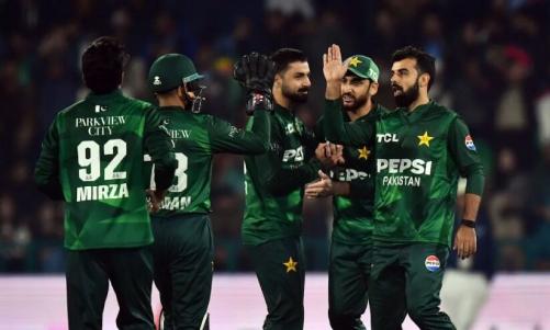 ഓസീസിനെതിരെ പാകിസ്താന് ചരിത്ര വിജയം; ബാബർ അസമിന് ട്രോൾ മഴ