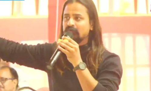 ക്രിസ്ത്യൻ വീടുകളിൽ അതിക്രമിച്ച് കയറി സ്ത്രീകളെ ബലാത്സംഗം ചെയ്യണം; ഹിന്ദുത്വ നേതാവ് ക്രിസ്ത്യൻ വീടുകളിൽ അതിക്രമിച്ച് കയറി സ്ത്രീകളെ ബലാത്സംഗം ചെയ്യണം; ഹിന്ദുത്വ നേതാവ്