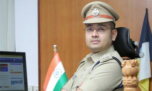 പുതുവൈപ്പ് സമരത്തിനെതിരായ പൊലീസ് നടപടിയെ വിമര്ശിച്ച് സംസ്ഥാന മനുഷ്യാവകാശ കമ്മീഷന് പുതുവൈപ്പ് സമരത്തിനെതിരായ പൊലീസ് നടപടിയെ വിമര്ശിച്ച് സംസ്ഥാന മനുഷ്യാവകാശ കമ്മീഷന്