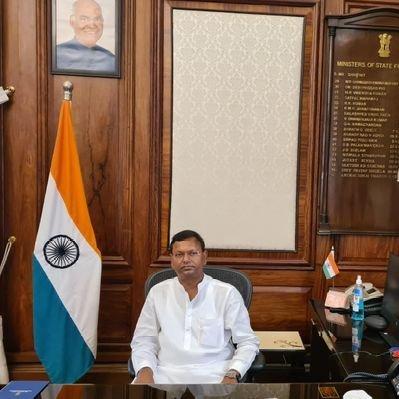 ഇന്ത്യൻ കറൻസികളിൽ നിന്നും മഹാത്മാഗാന്ധിയുടെ ചിത്രം നീക്കില്ല; കേന്ദ്ര ധനമന്ത്രാലയം ഇന്ത്യൻ കറൻസികളിൽ നിന്നും മഹാത്മാഗാന്ധിയുടെ ചിത്രം നീക്കില്ല; കേന്ദ്ര ധനമന്ത്രാലയം