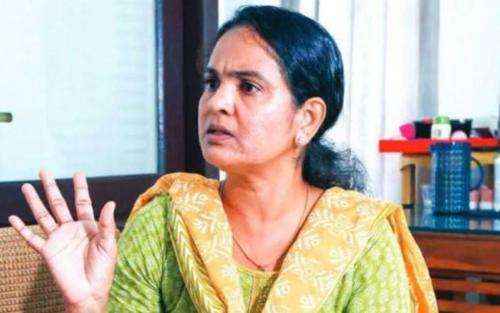 വ്യാജ ലഹരി കേസ്; ഷീലക്കെതിരായ എഫ്ഐആര് ഹൈക്കോടതി റദ്ദാക്കി വ്യാജ ലഹരി കേസ്; ഷീലക്കെതിരായ എഫ്ഐആര് ഹൈക്കോടതി റദ്ദാക്കി