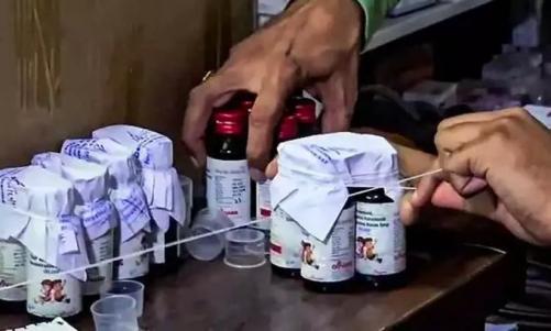 കഫ് സിറപ്പ് കഴിച്ച് 14 കുട്ടികൾ മരിച്ച സംഭവം: സി.ബി.ഐ അന്വേഷണം ആവശ്യപ്പെട്ട് സുപ്രീംകോടതിയിൽ ഹരജി