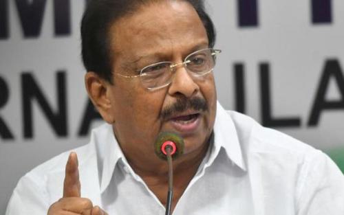 പുനഃസംഘടന പൂര്ത്തിയാക്കിയില്ലെങ്കില് കെപിസിസി പ്രസിഡന്റായി തുടരില്ല: കെ.സുധാകരൻ പുനഃസംഘടന പൂര്ത്തിയാക്കിയില്ലെങ്കില് കെപിസിസി പ്രസിഡന്റായി തുടരില്ല: കെ.സുധാകരൻ