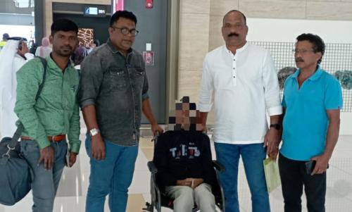 ഹോപ്പ് ബഹ്റൈനിന്റെ കരുതലിൽ രോഗിയെ നാട്ടിലയച്ചു ഹോപ്പ് ബഹ്റൈനിന്റെ കരുതലിൽ രോഗിയെ നാട്ടിലയച്ചു