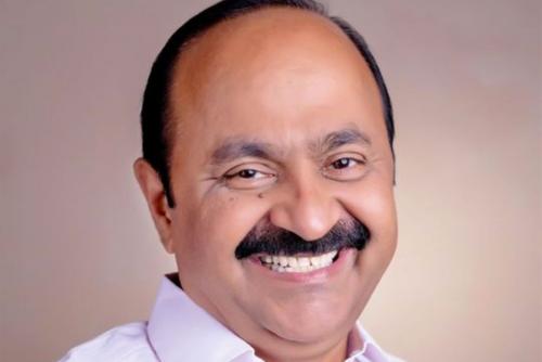 പാലക്കാടട്ടെ ഭൂരിപക്ഷത്തിന്റെ ക്രെഡിറ്റ് പാലക്കാട്ടെ എല്ലാ നാടകങ്ങളുടെയും സ്ക്രിപ്റ്റ് തയാറാക്കിയ മന്ത്രിക്കും അളിയനുമെന്ന് വിഡി സതീശൻ പാലക്കാടട്ടെ ഭൂരിപക്ഷത്തിന്റെ ക്രെഡിറ്റ് പാലക്കാട്ടെ എല്ലാ നാടകങ്ങളുടെയും സ്ക്രിപ്റ്റ് തയാറാക്കിയ മന്ത്രിക്കും അളിയനുമെന്ന് വിഡി സതീശൻ
