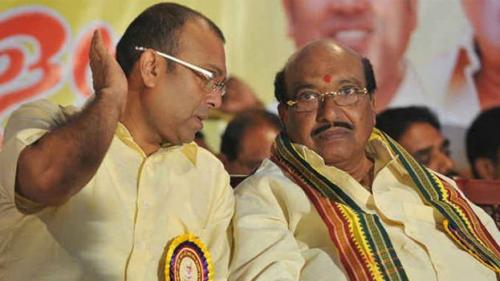 കെ.കെ മഹേശന്റെ മരണം; വെള്ളാപ്പള്ളി നടേശൻ, തുഷാർ വെള്ളാപ്പള്ളി, കെ.എൽ. അശോകൻ എന്നിവരെ പ്രതിപ്പട്ടികയിൽ ഉൾപ്പെടുത്താൻ നിർദേശം കെ.കെ മഹേശന്റെ മരണം; വെള്ളാപ്പള്ളി നടേശൻ, തുഷാർ വെള്ളാപ്പള്ളി, കെ.എൽ. അശോകൻ എന്നിവരെ പ്രതിപ്പട്ടികയിൽ ഉൾപ്പെടുത്താൻ നിർദേശം