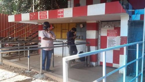 മദ്യവിൽപന ശാലകൾ തുറന്നു: ആപ്പിനെ ചൊല്ലി ആശയക്കുഴപ്പം തുടരുന്നു മദ്യവിൽപന ശാലകൾ തുറന്നു: ആപ്പിനെ ചൊല്ലി ആശയക്കുഴപ്പം തുടരുന്നു