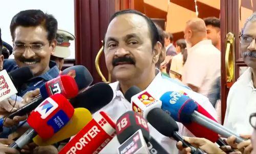 സി.പി.എമ്മിൽ കോഴിയല്ല, കോഴിഫാം തന്നെയുണ്ട് ; വി.ഡി സതീശൻ സി.പി.എമ്മിൽ കോഴിയല്ല, കോഴിഫാം തന്നെയുണ്ട് ; വി.ഡി സതീശൻ
