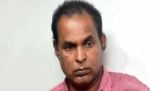 പൊലീസ്പിടിയിൽ നിന്ന് രക്ഷപെടാനാണ് മണിയനെ കുത്തിയത്; ആട് ആന്റണി. പൊലീസ്പിടിയിൽ നിന്ന് രക്ഷപെടാനാണ് മണിയനെ കുത്തിയത്; ആട് ആന്റണി.