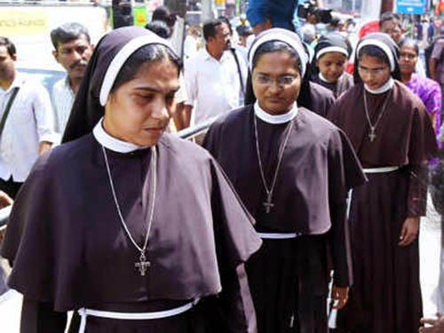 കൂട്ടസ്ഥലം മാറ്റം: പ്രതിഷേധ കൺവെൻഷനുമായി സേവ് അവർ സിസ്റ്റേഴ്സ് ആക്ഷൻ കൗൺസിൽ കൂട്ടസ്ഥലം മാറ്റം: പ്രതിഷേധ കൺവെൻഷനുമായി സേവ് അവർ സിസ്റ്റേഴ്സ് ആക്ഷൻ കൗൺസിൽ