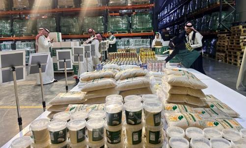 ഗസയ്ക്ക് സൗദിയുടെ കരുണ; 700 ടൺ ഇഫ്താർ വിഭവങ്ങൾ അയച്ചു