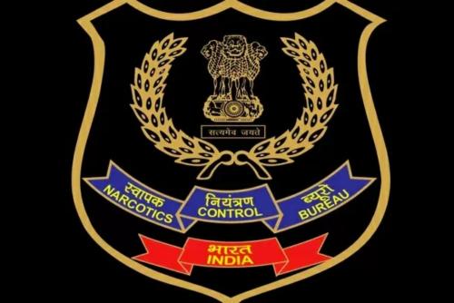 മലയാള സിനിമയിലെ ലഹരി ഉപയോഗം; നർകോട്ടിക് കണ്ട്രോൾ ബ്യുറോയും രംഗത്ത് മലയാള സിനിമയിലെ ലഹരി ഉപയോഗം; നർകോട്ടിക് കണ്ട്രോൾ ബ്യുറോയും രംഗത്ത്