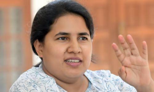 മാസപ്പടി വിവാദം; വീണയെ ഉടന് ചോദ്യം ചെയ്യില്ല മാസപ്പടി വിവാദം; വീണയെ ഉടന് ചോദ്യം ചെയ്യില്ല