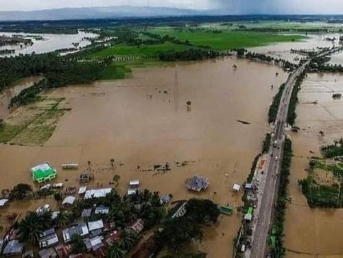 ഫിലിപ്പീൻസിൽ നൽഗെ ചുഴലിക്കാറ്റിൽ 70ലേറെ മരണം ഫിലിപ്പീൻസിൽ നൽഗെ ചുഴലിക്കാറ്റിൽ 70ലേറെ മരണം