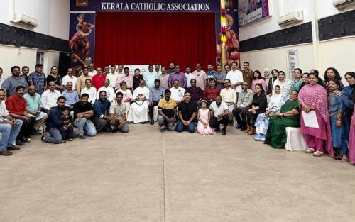 കാൻസർ കെയർ ഗ്രൂപ്പ് യോഗം ചേർന്നു; സ്ഥാപക പേട്രൺ റവ. രഞ്ജി വർഗീസിന് സ്വീകരണം നൽകി