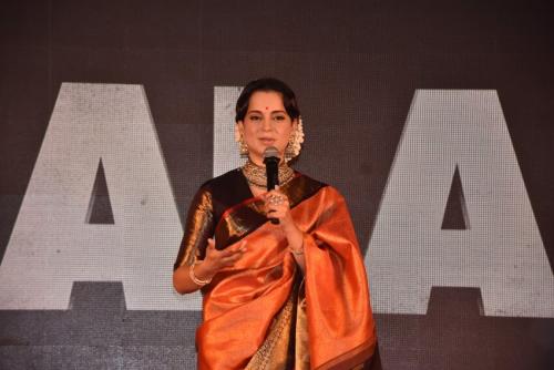 രാജ്യത്ത് മൂന്ന് കുട്ടികള്‍ ഉള്ളവരെ ജയിലില്‍ അടക്കുകയാണ് വേണ്ടതെന്ന് കങ്കണ